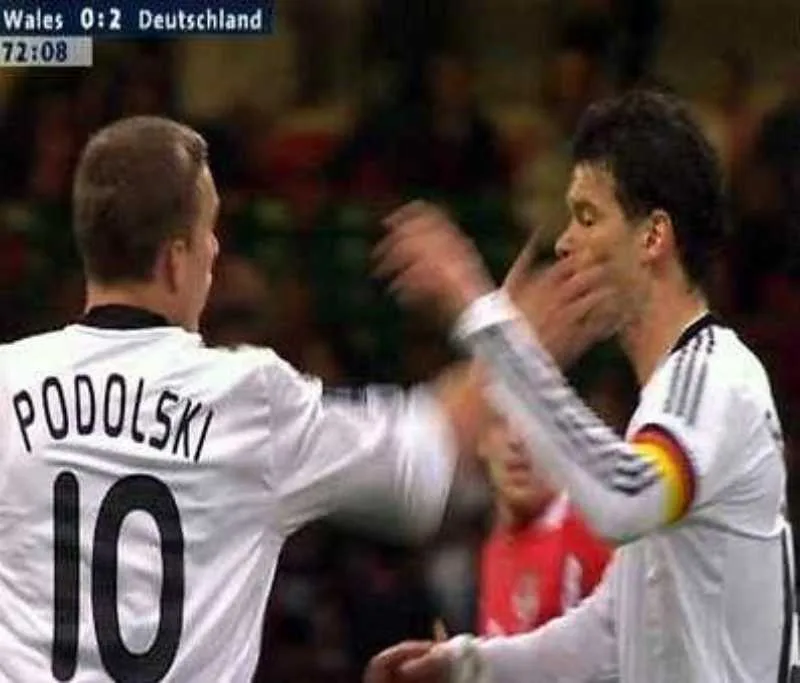 Michael Ballack vs Lukas Podolski (Đội tuyển Đức)